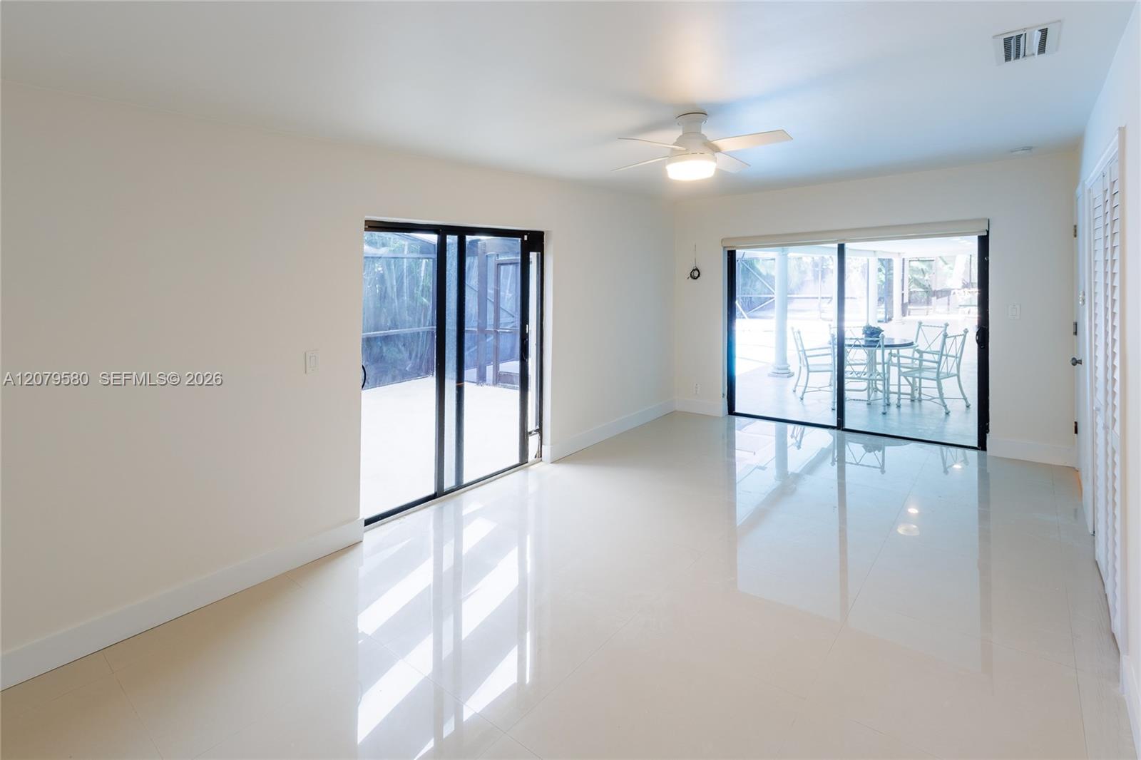 737 NW 4TH ST