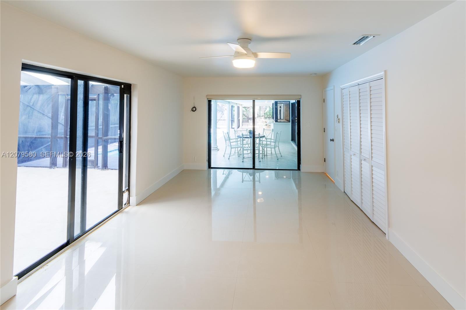 737 NW 4TH ST
