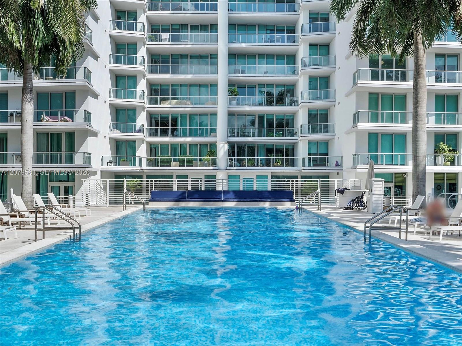2627 S Bayshore Dr # 2106