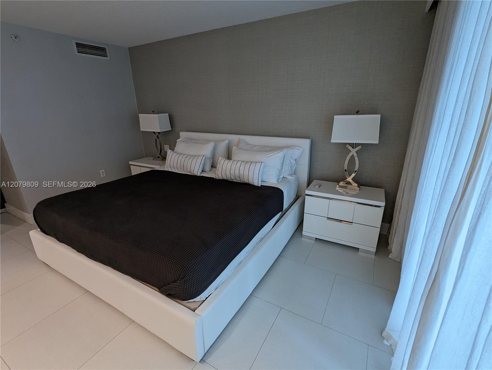 2101 Brickell Ave # 1104