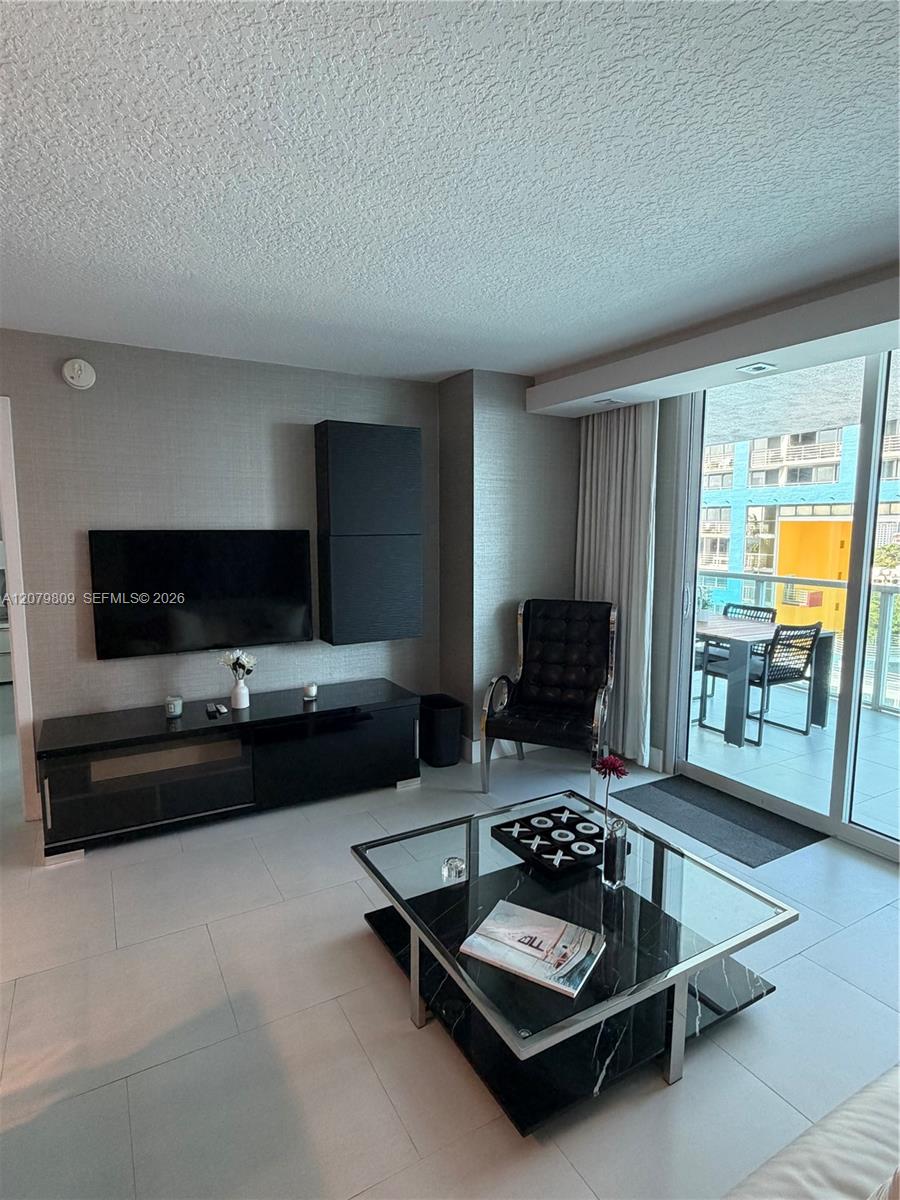 2101 Brickell Ave # 1104
