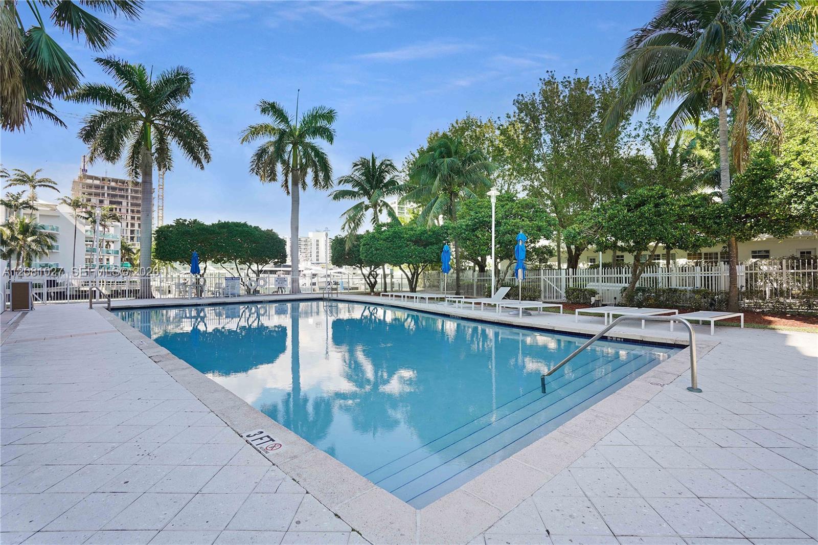 7918 Harbor Island Drive # 307