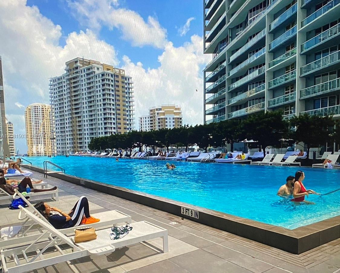 475 Brickell Ave # 4910