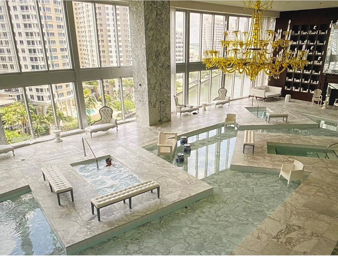 475 Brickell Ave # 4910