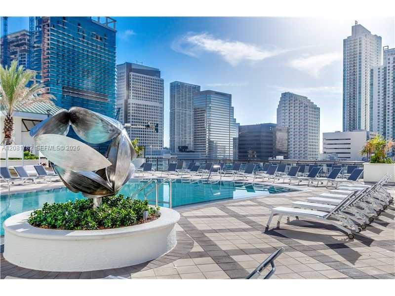 999 SW 1 AV # 2503