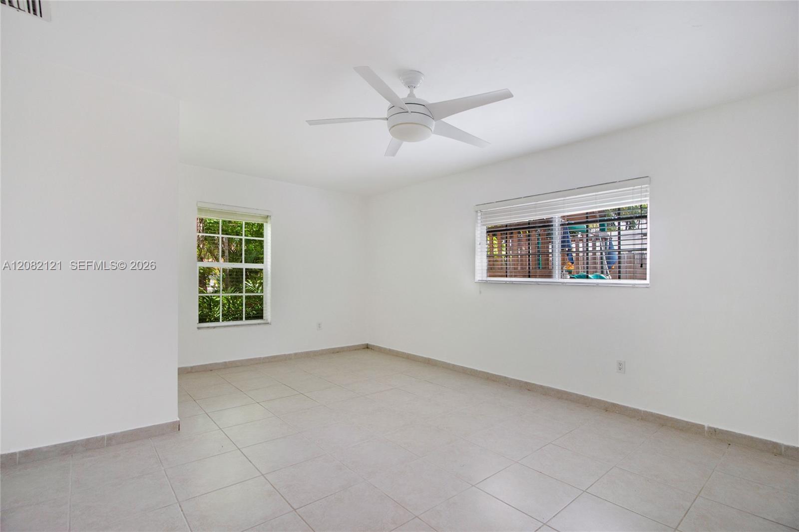 119 Harbor Dr