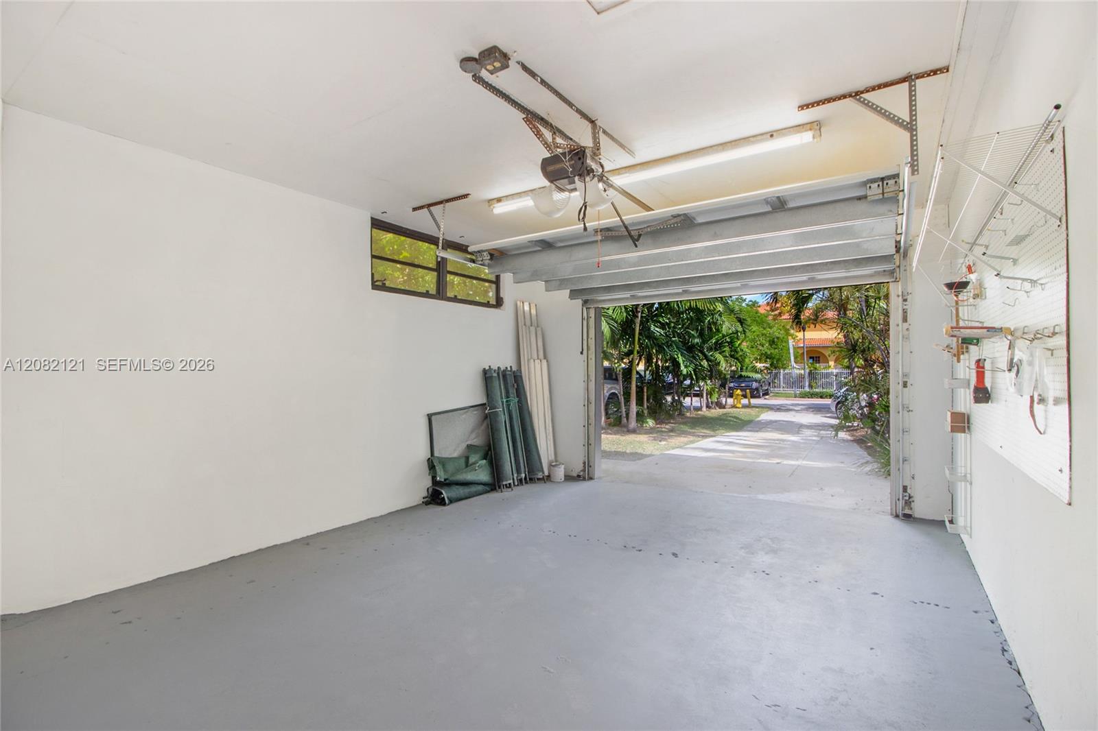 119 Harbor Dr