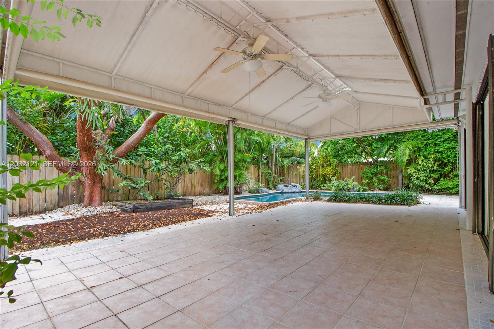 119 Harbor Dr