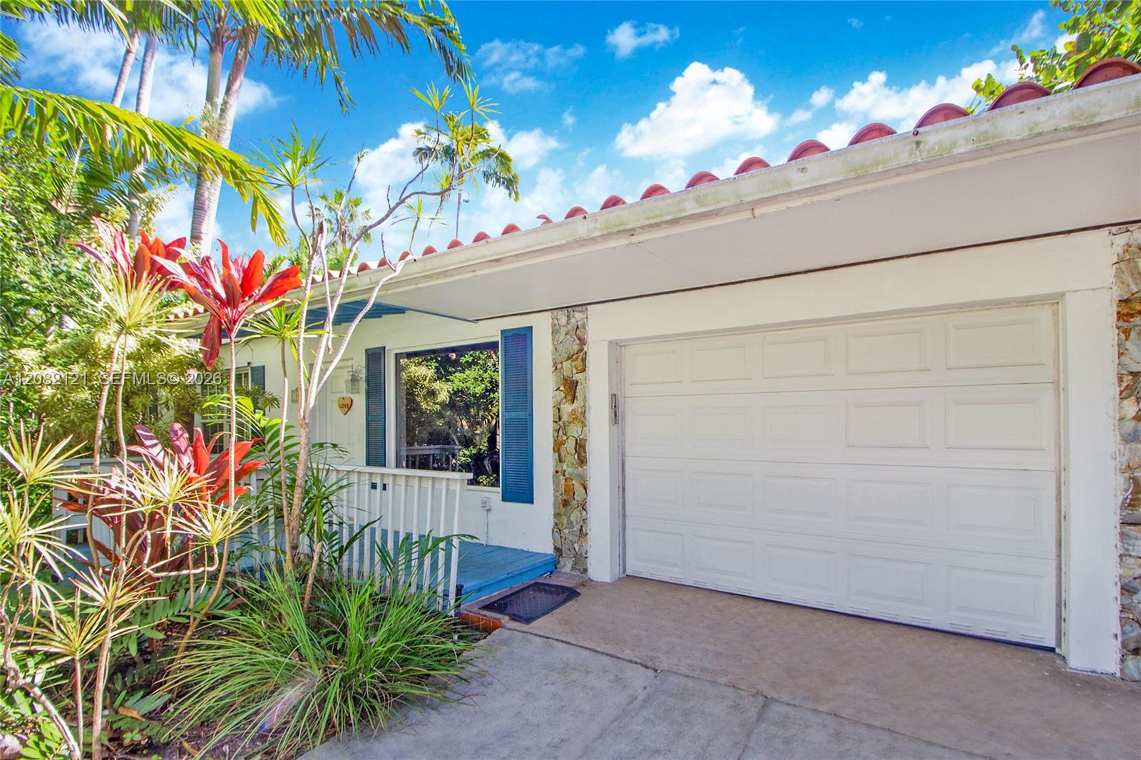119 Harbor Dr