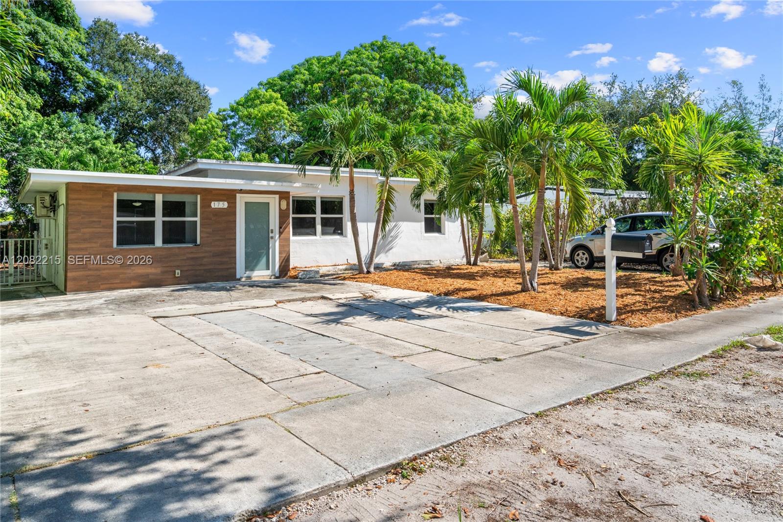 175 NW 121st St