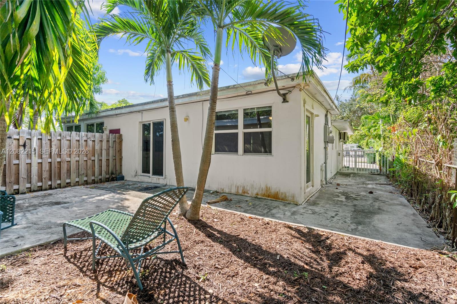 175 NW 121st St