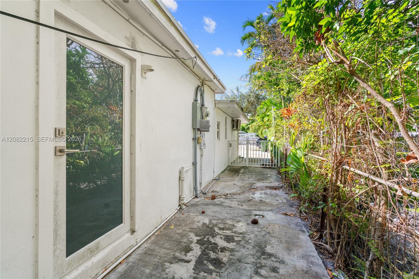 175 NW 121st St