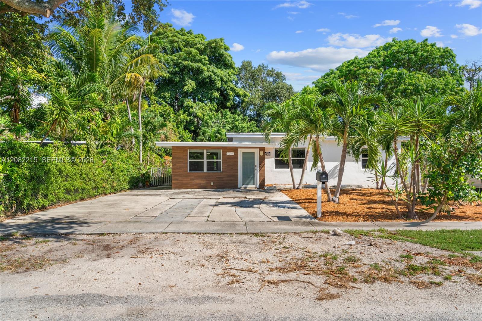 175 NW 121st St