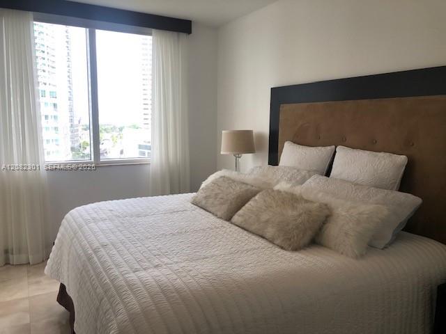 901 Brickell Key Blvd # 1105
