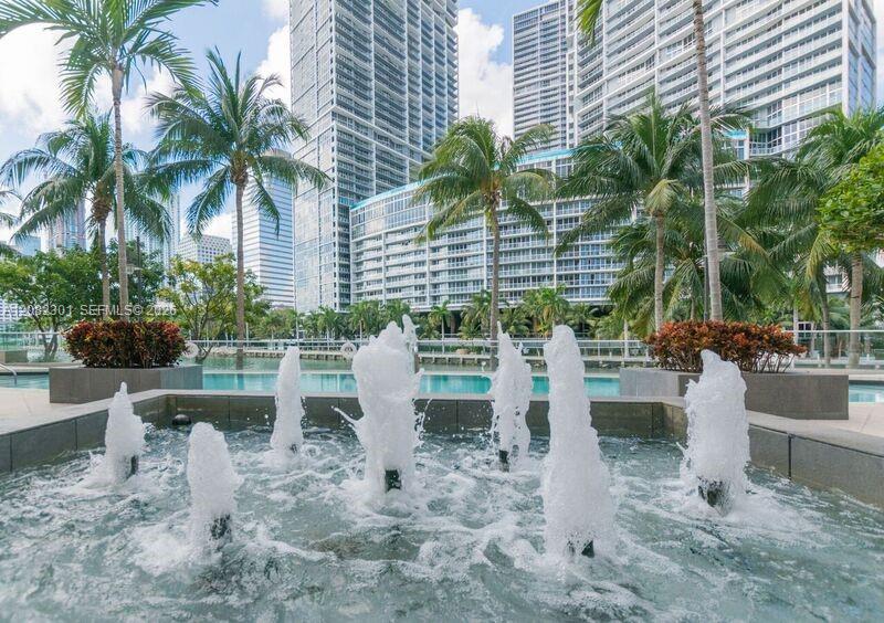 901 Brickell Key Blvd # 1105