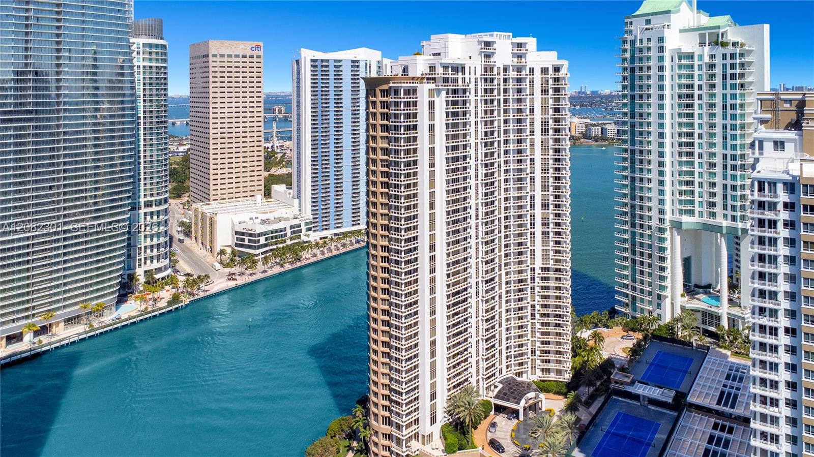 901 Brickell Key Blvd # 1105
