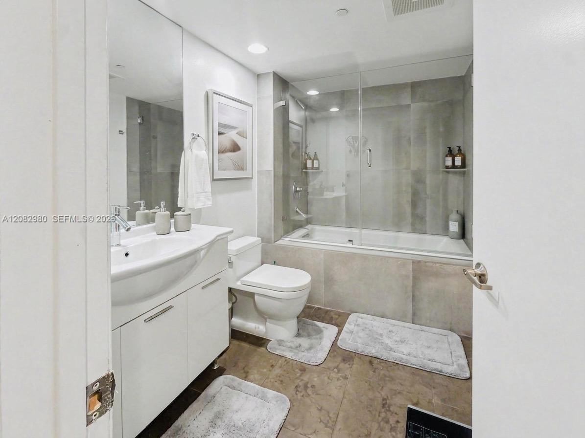 475 Brickell Ave # 4610