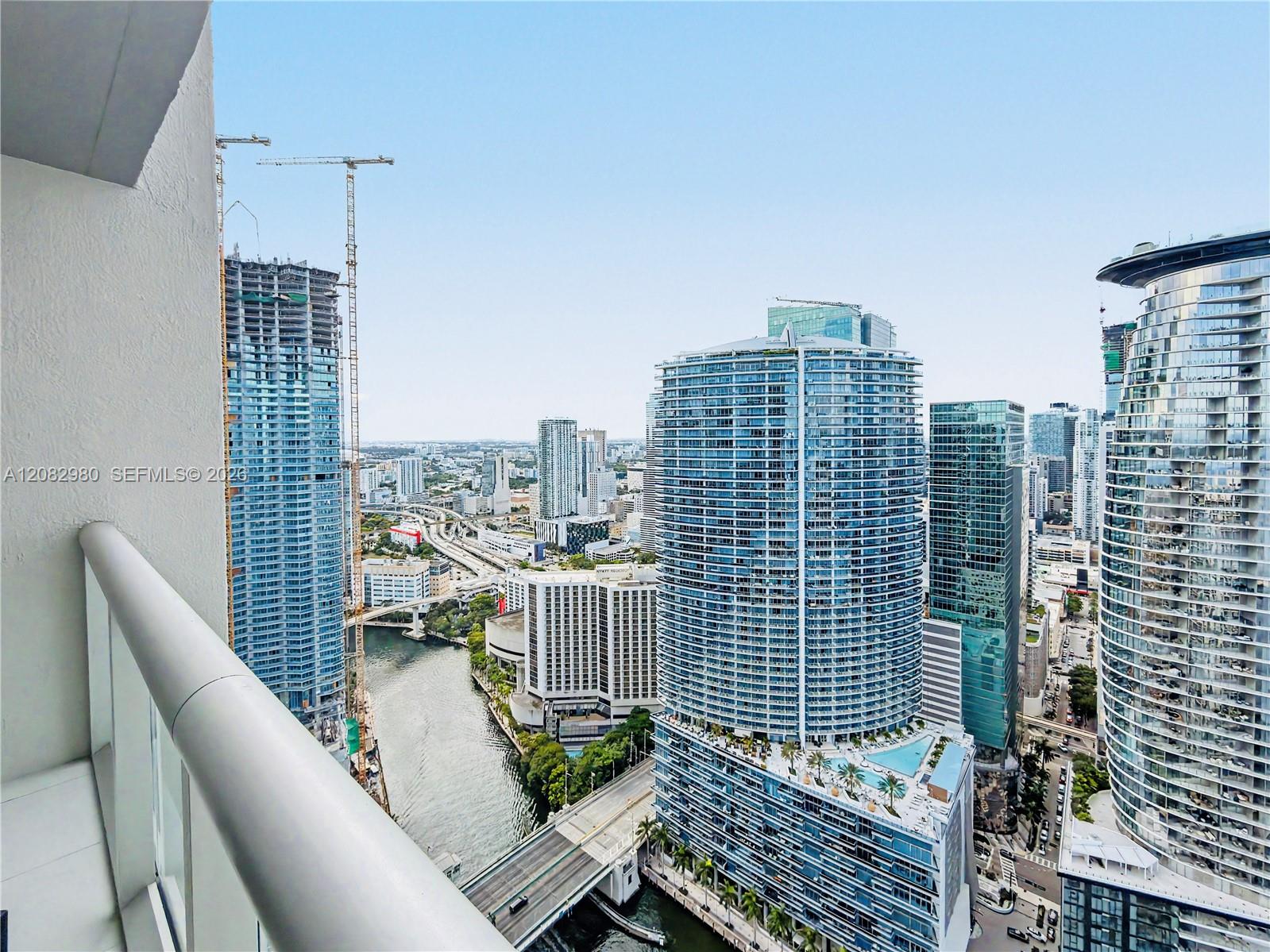 475 Brickell Ave # 4610