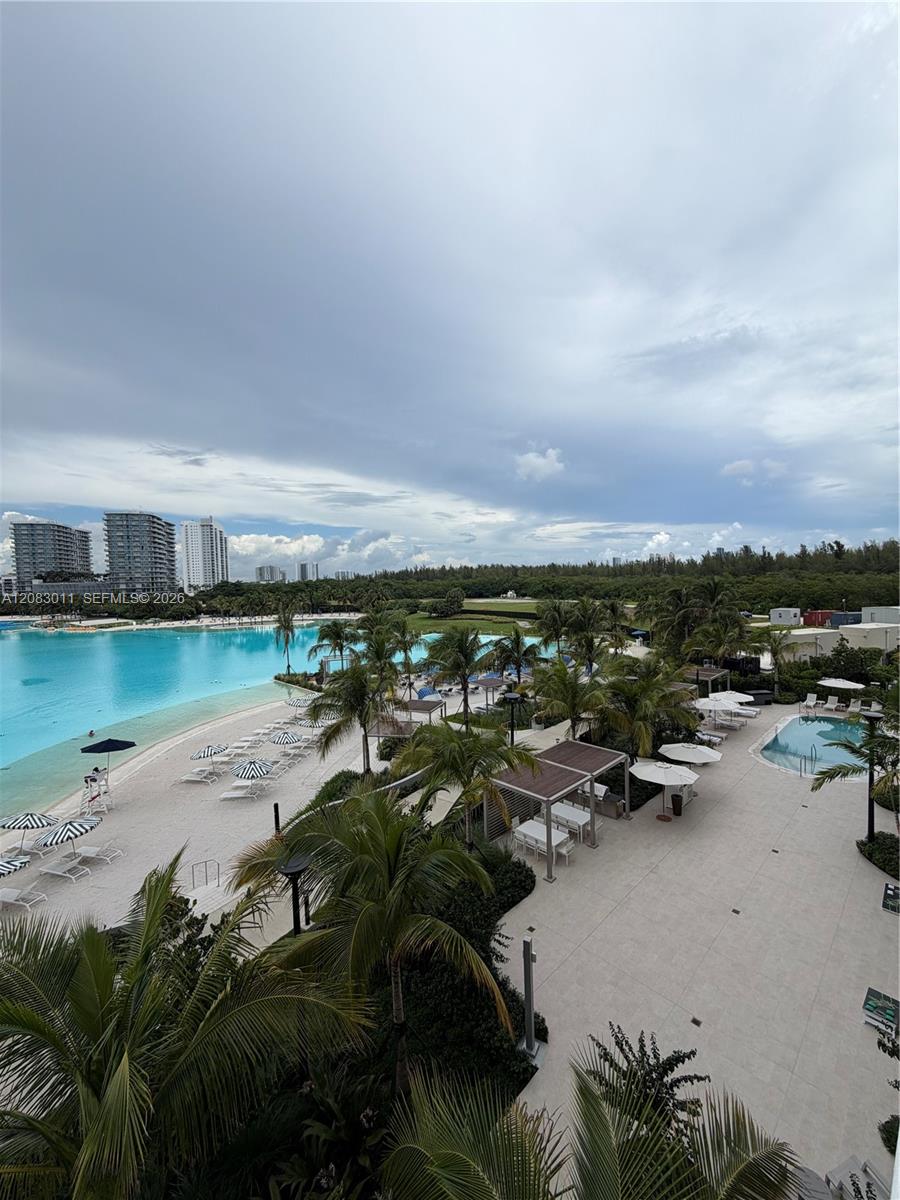 2411 Laguna Cir # 307