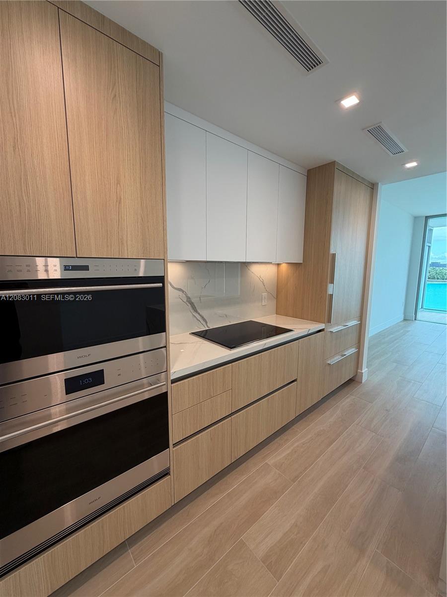 2411 Laguna Cir # 307