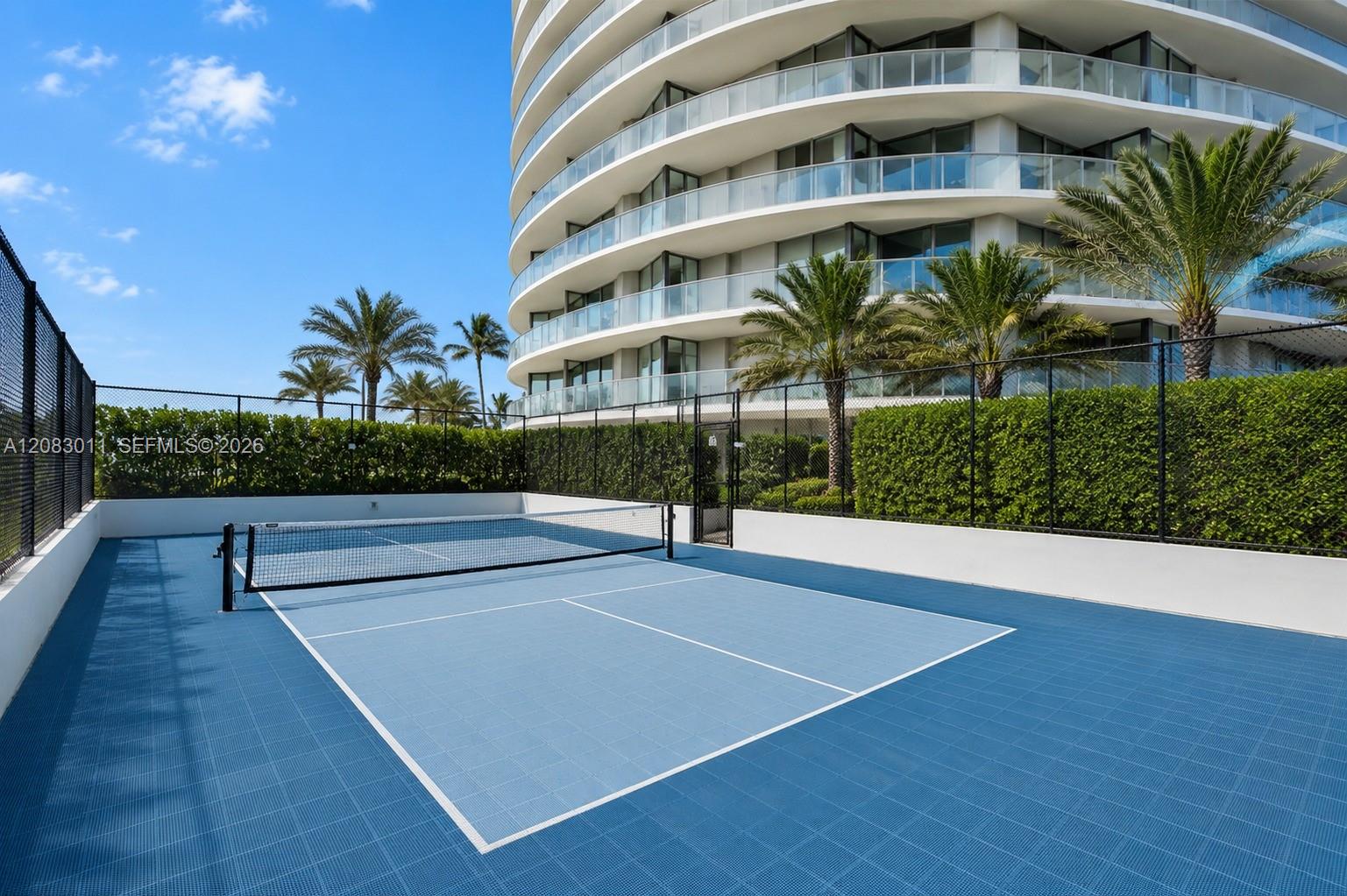2411 Laguna Cir # 307