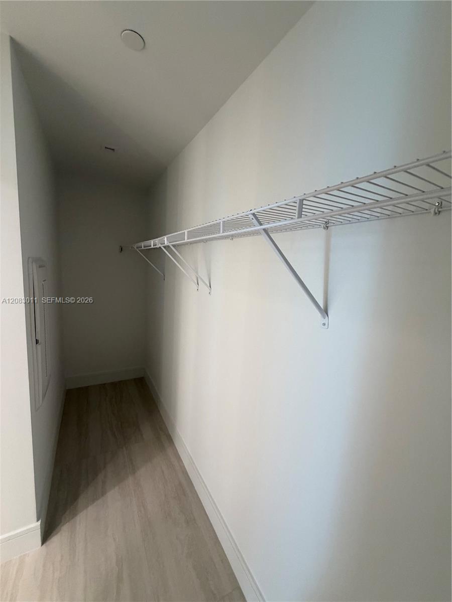 2411 Laguna Cir # 307