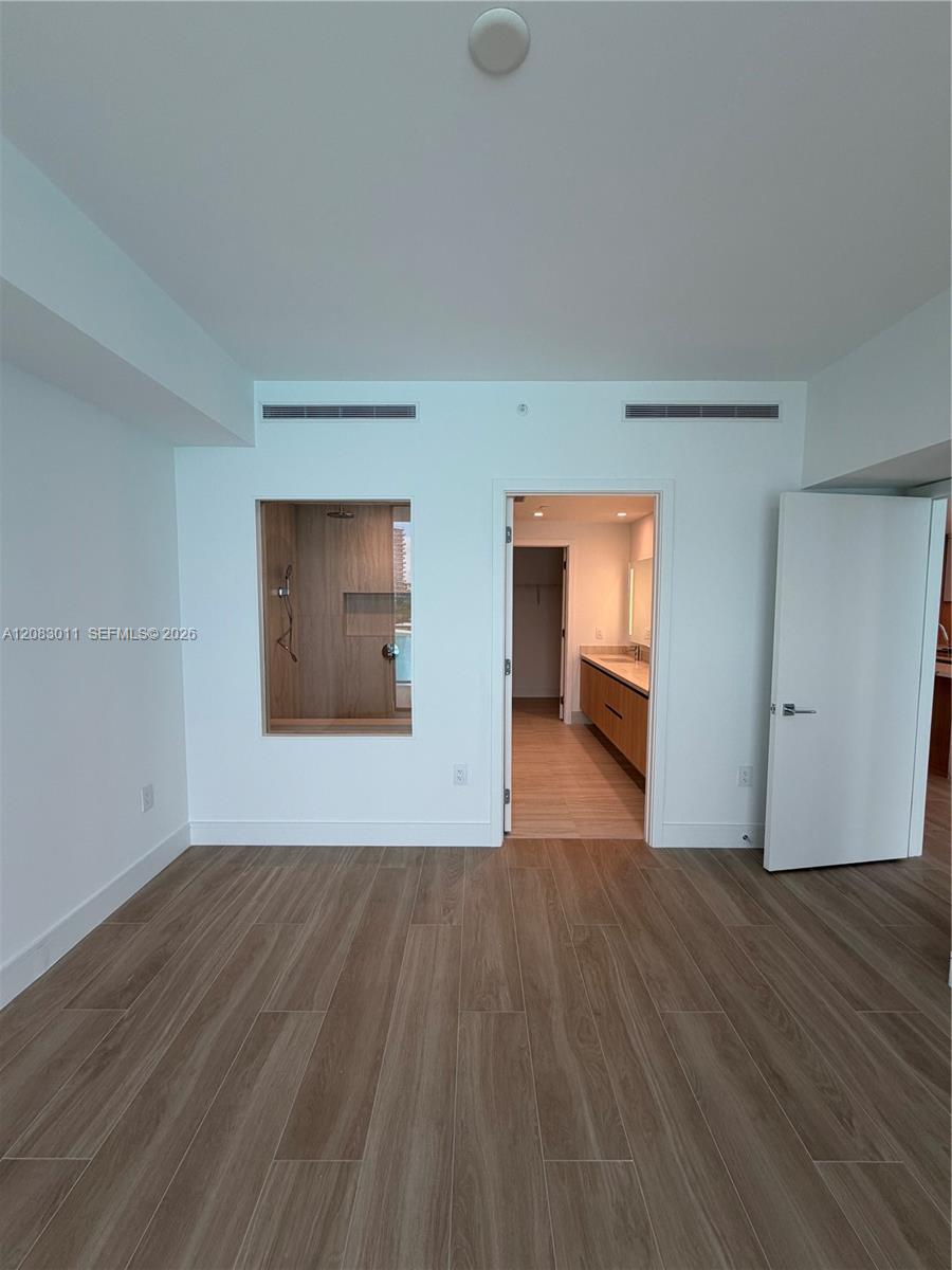 2411 Laguna Cir # 307