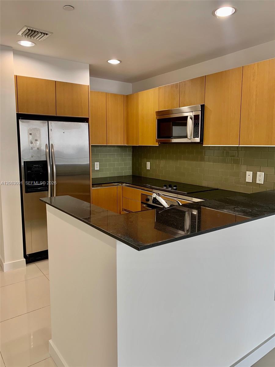 1060 Brickell Ave # 1713