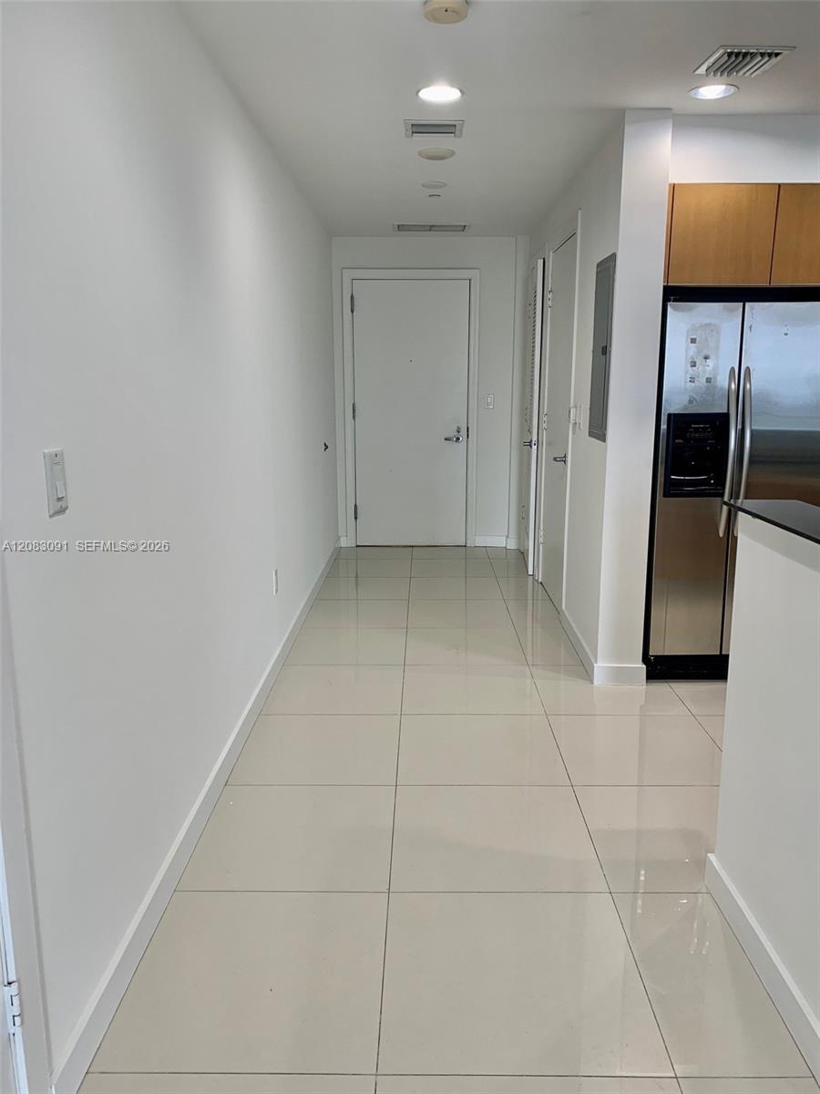 1060 Brickell Ave # 1713