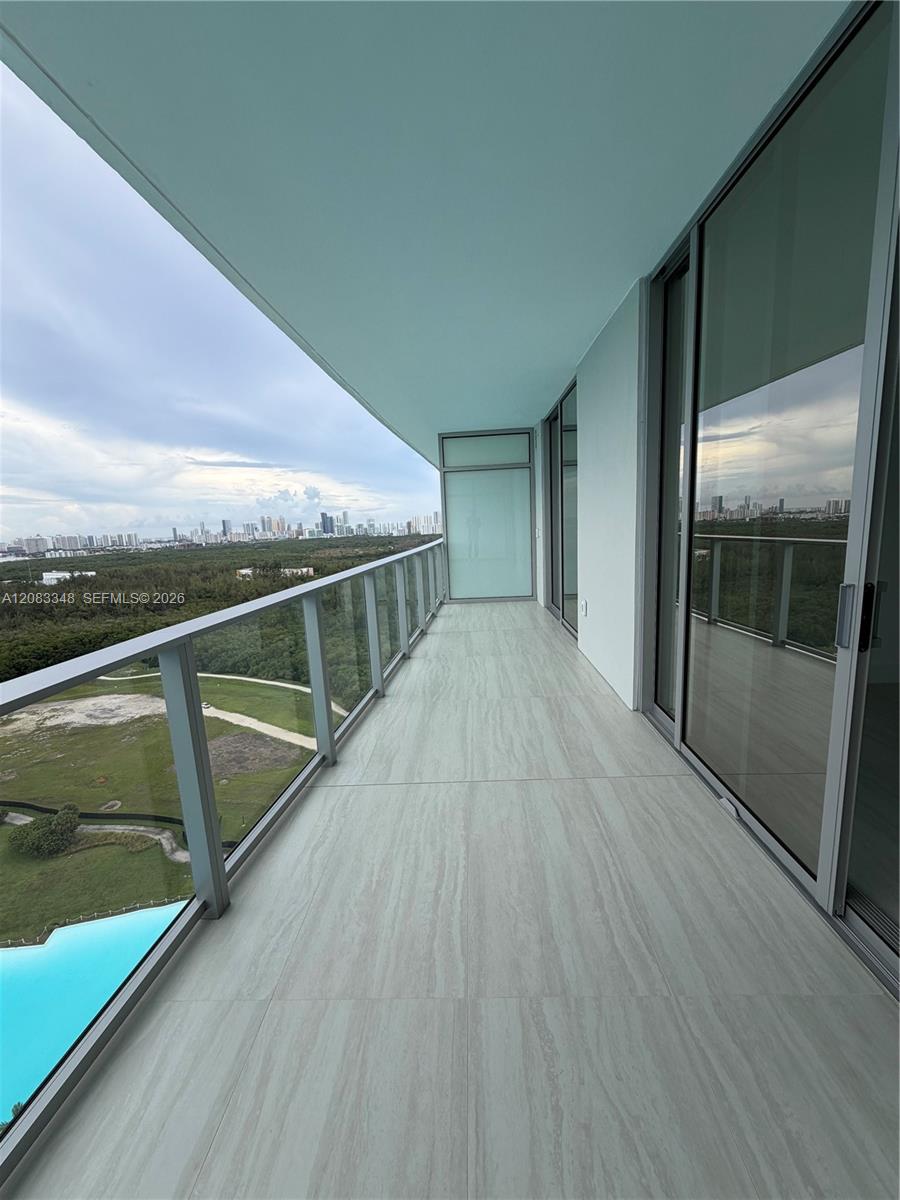 2411 Laguna Cir # 2307
