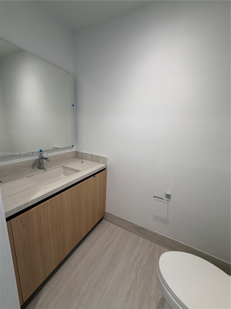 2411 Laguna Cir # 2307
