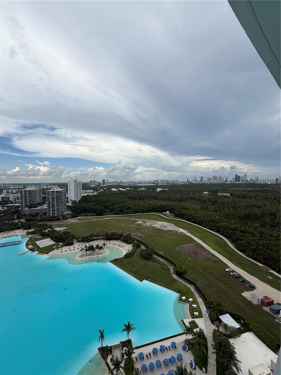 2411 Laguna Cir # 2307