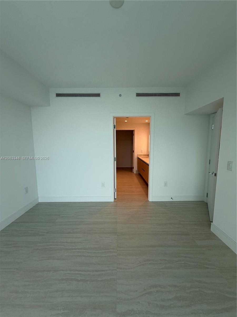 2411 Laguna Cir # 2307