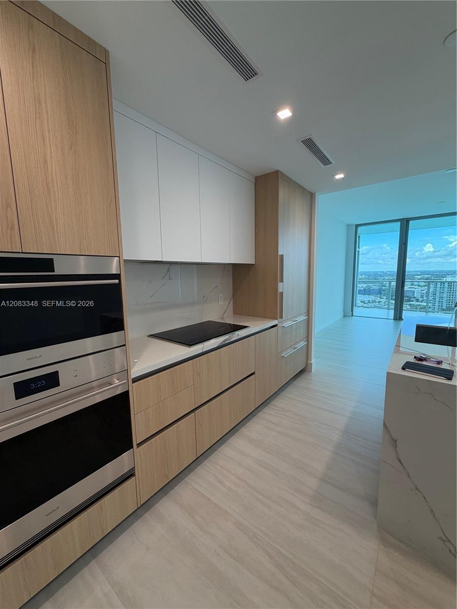 2411 Laguna Cir # 2307