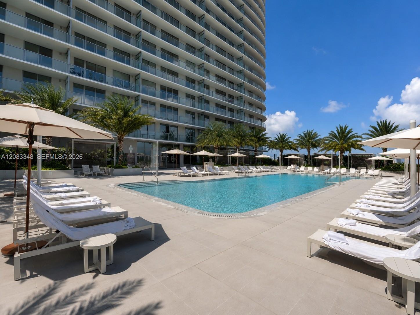 2411 Laguna Cir # 2307