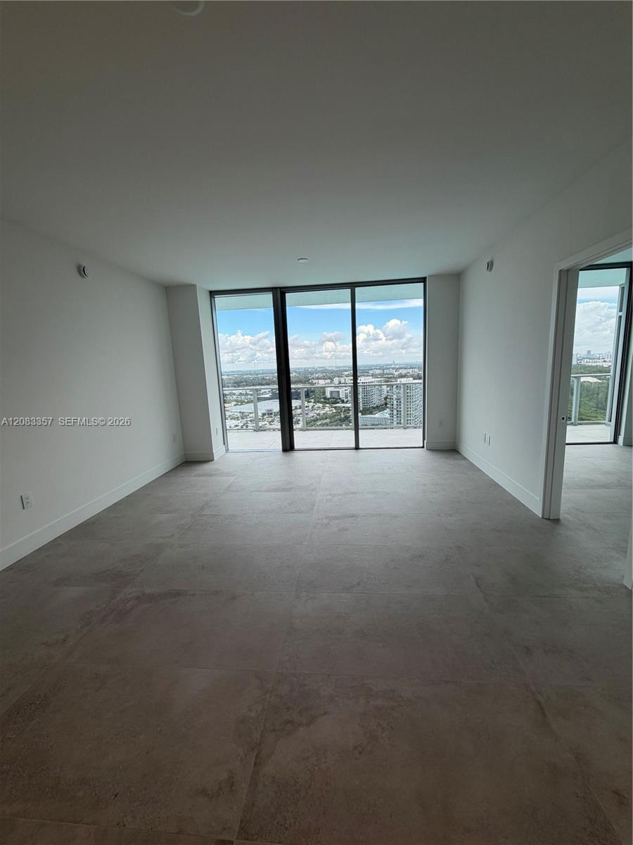 2411 Laguna Cir # 2508