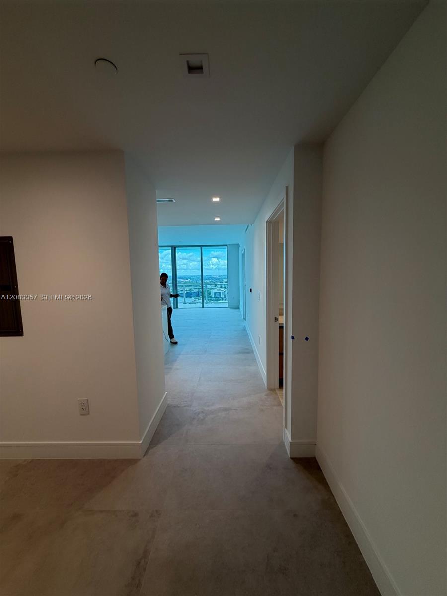 2411 Laguna Cir # 2508