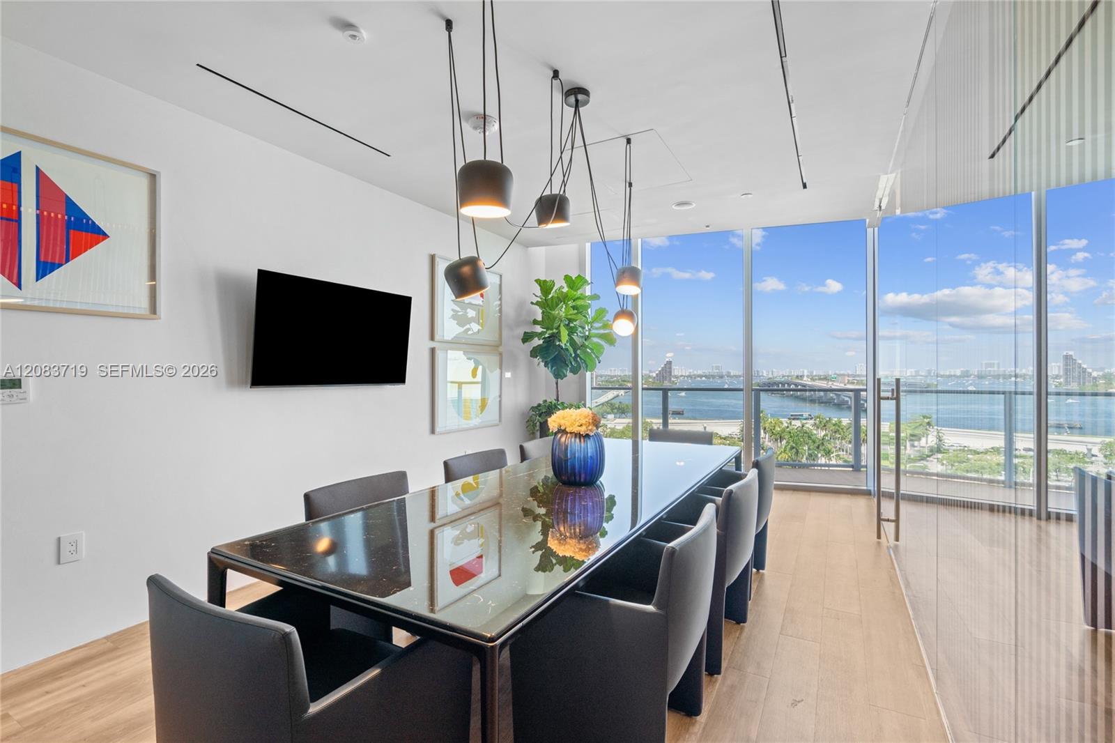 1400 biscayne blvd # 4106