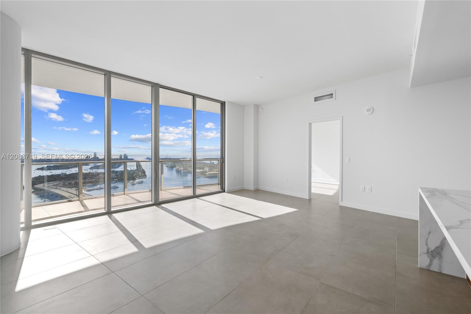 1400 biscayne blvd # 4106