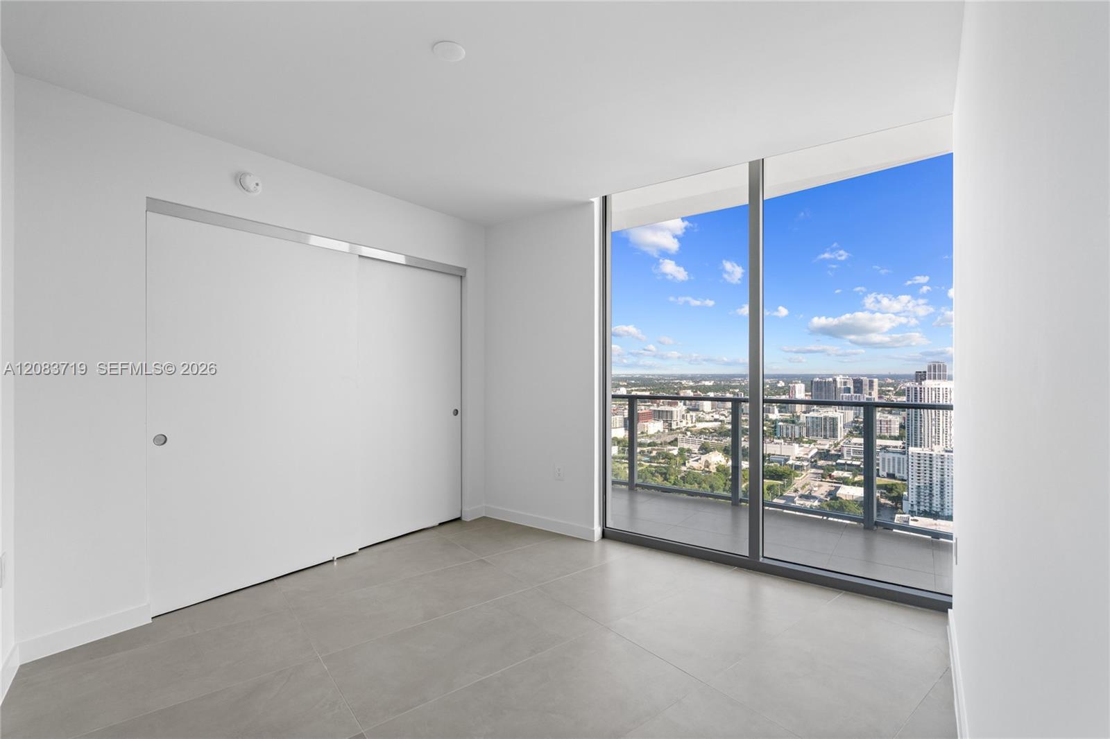 1400 biscayne blvd # 4106