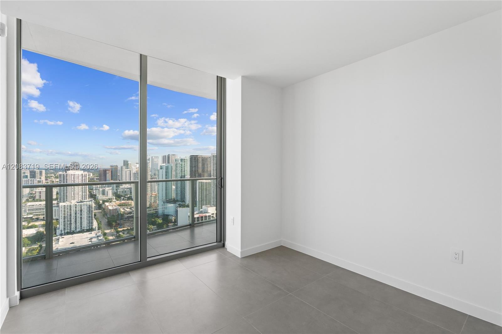 1400 biscayne blvd # 4106