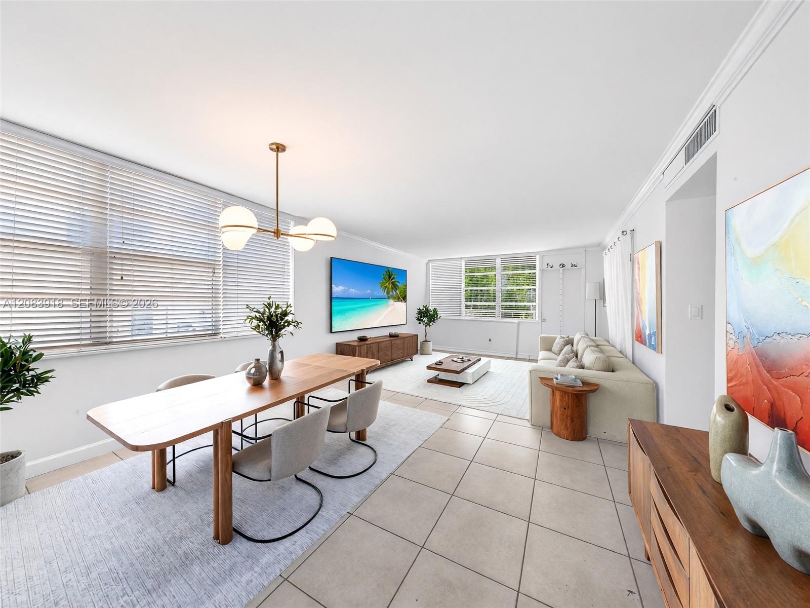 2016 Bay Dr # 203