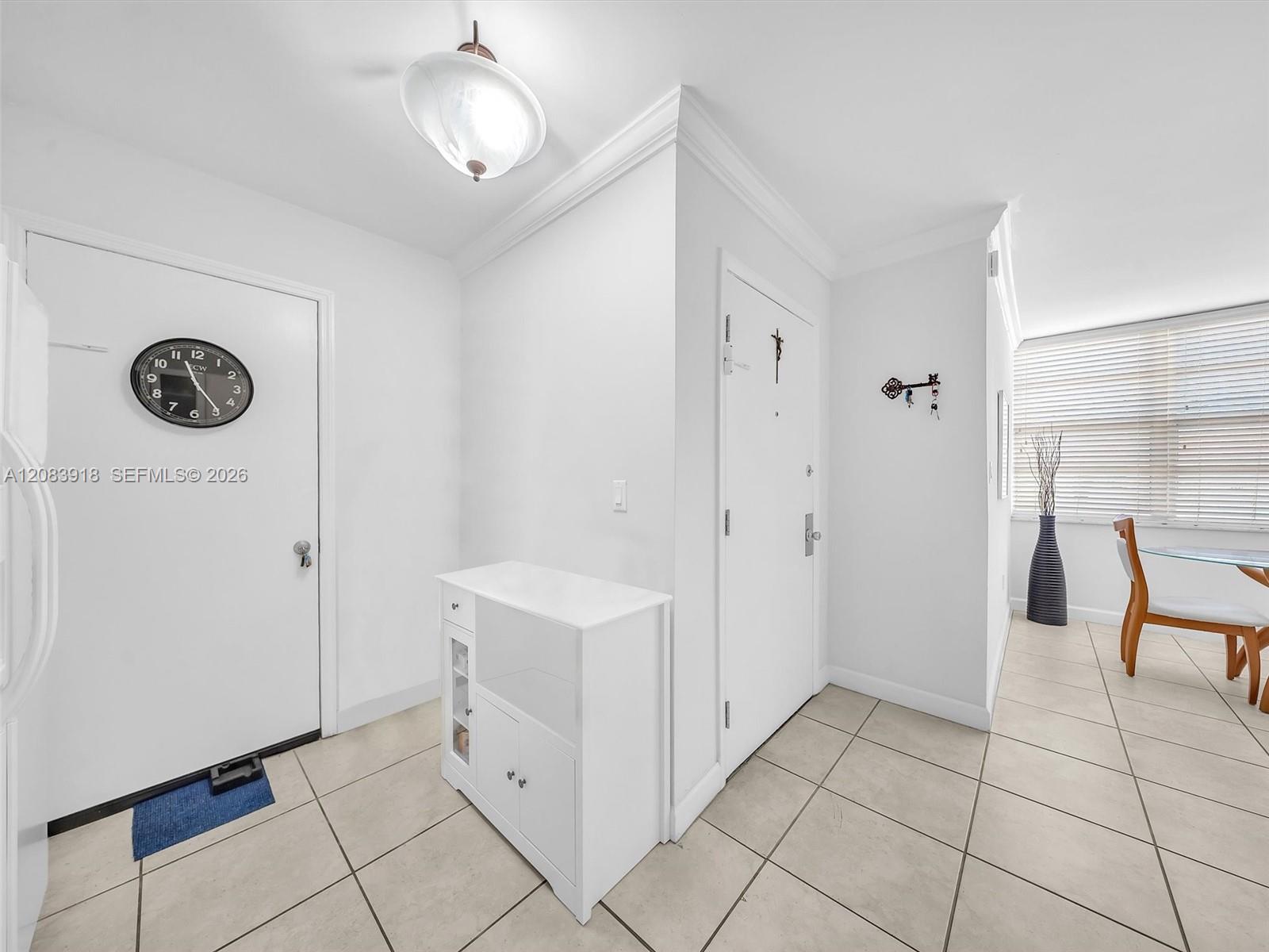 2016 Bay Dr # 203