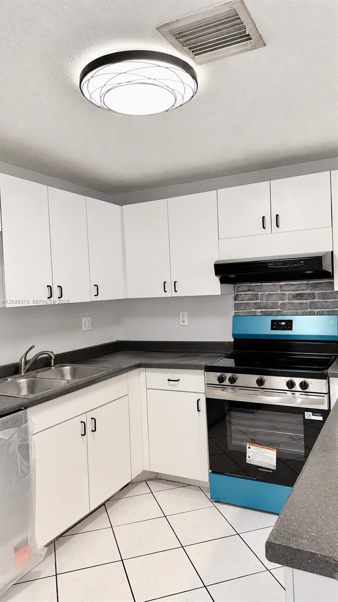 10130 SW 154th Cir Ct # 9 Unit: 104-9