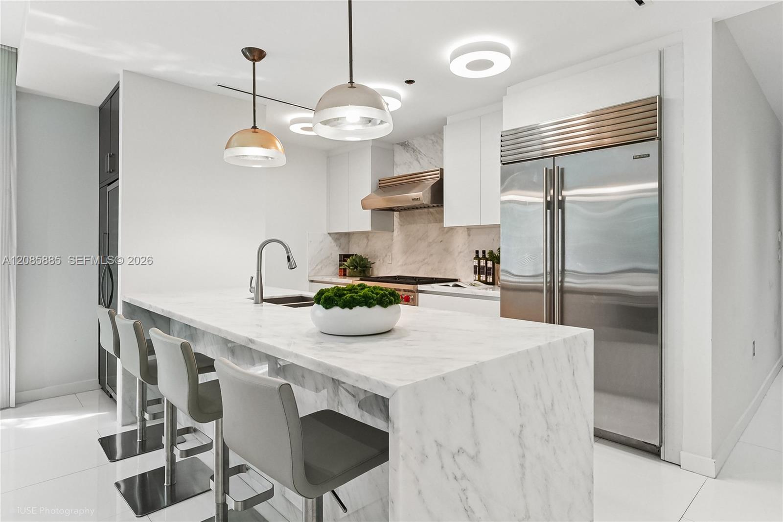 350 Meridian Ave # 201