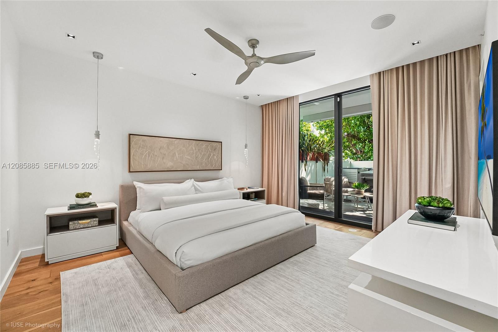 350 Meridian Ave # 201