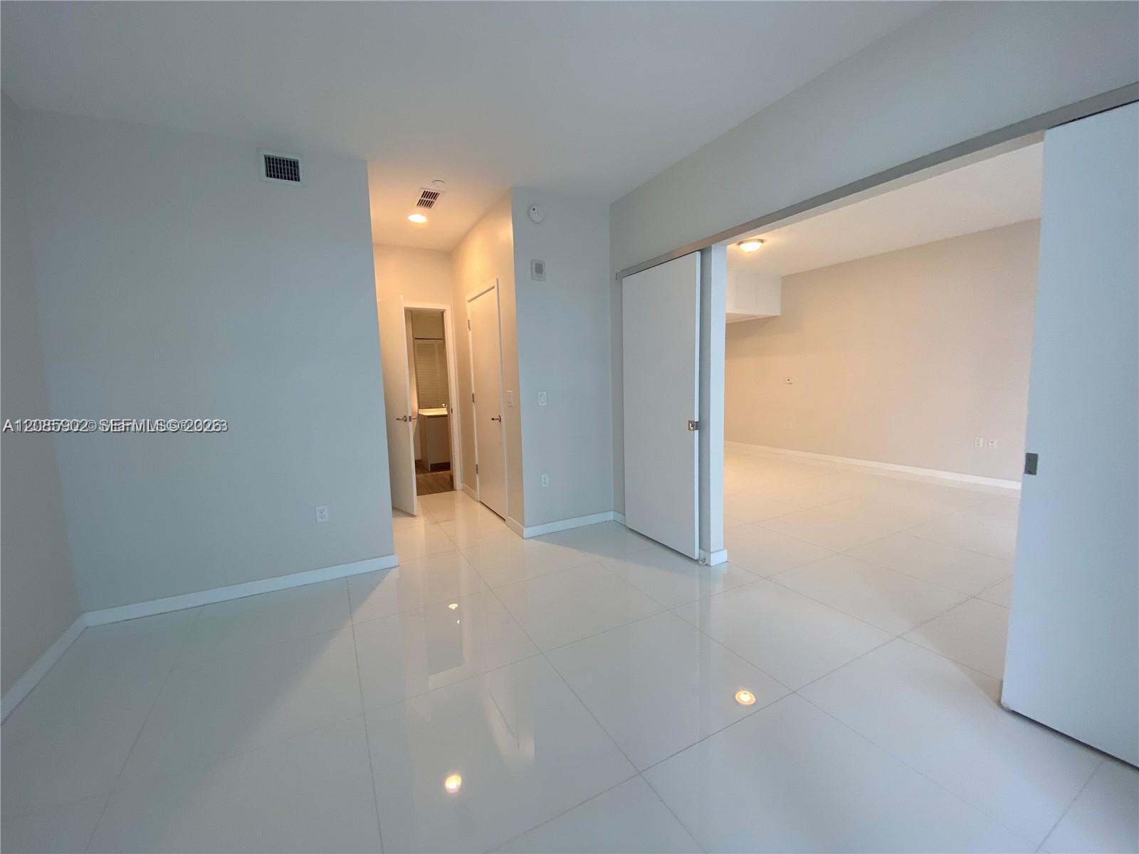 1010 Brickell # 4807