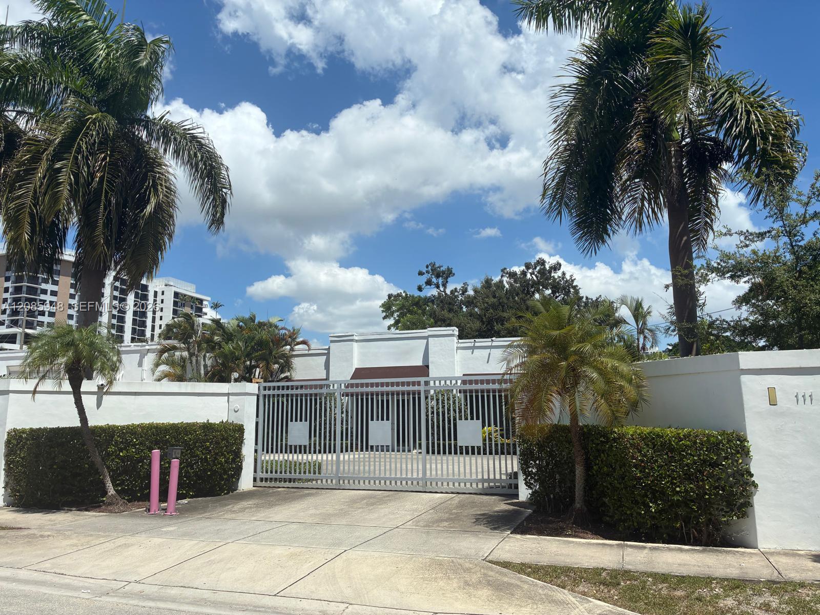 105, 111, 119 NE 21 Street