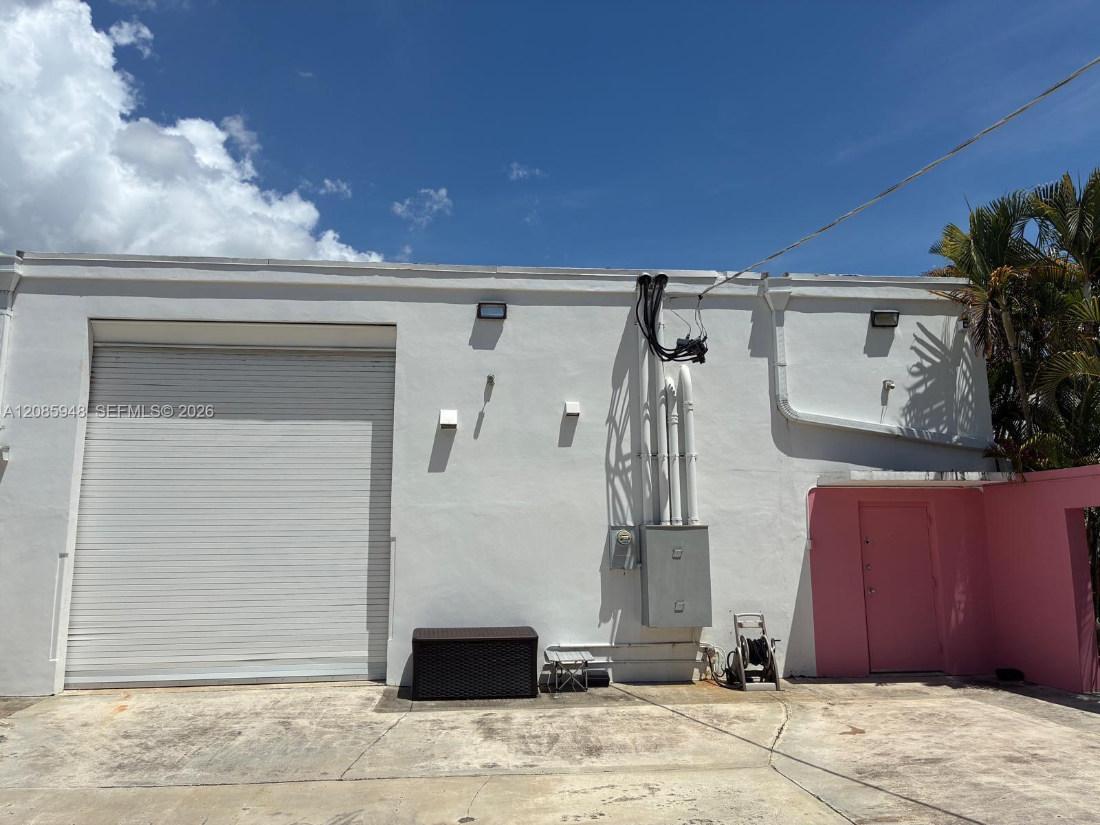 105, 111, 119 NE 21 Street