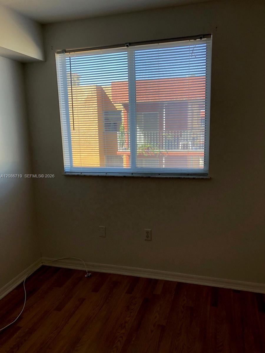 218 NW 12 AV # 506